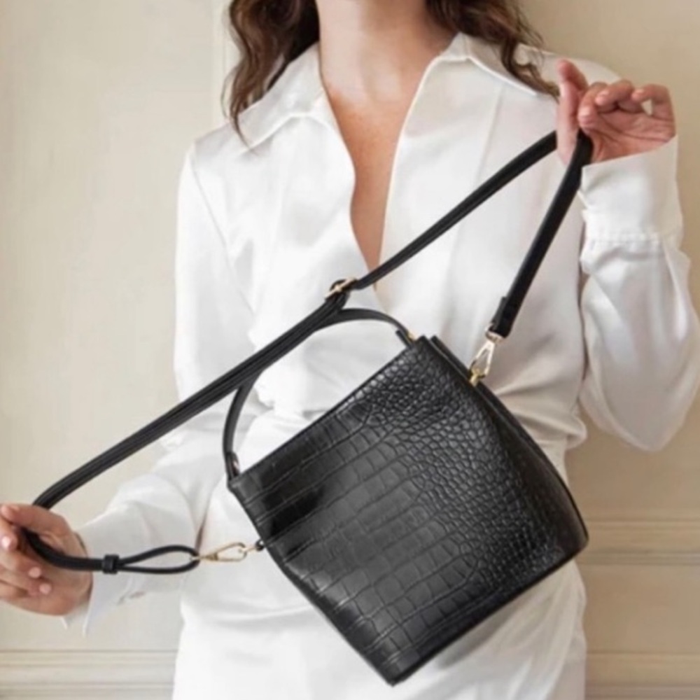 AOTA Elena Black Vegan Leather 
Croc Top Handle 
Bucket Bag Detachable
Crossbody